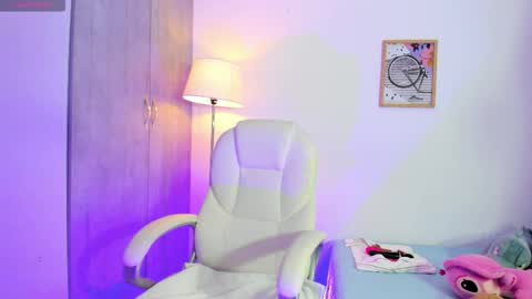 Snapshot of megumi_ann chatting on October 27, 2025, 2:04 am Ann online show from October 27, 2025, 2:04 am