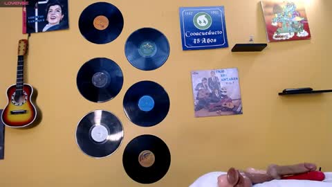 MEIS online show from May 22, 2026, 3:02 am