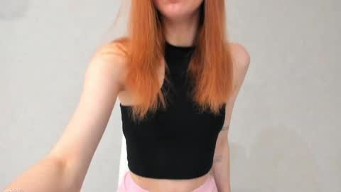 mel__lisa online show from April 14, 2026, 9:10 pm