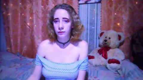 Snapshot of mel_mellie chatting on December 24, 2024, 9:33 pm Mel Mellie online show from December 24, 2024, 9:33 pm