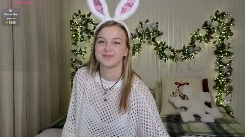 Mel online show from December 18, 2024, 2:38 pm