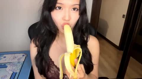 Snapshot of melana_love chatting on March 7, 2025, 5:28 pm Melana online show from March 7, 2025, 5:28 pm