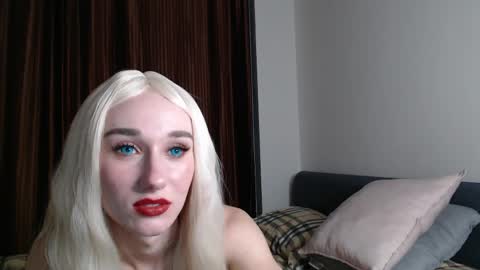 Melani online show from May 19, 2026, 10:10 am