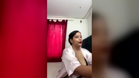 Melani  online show from April 23, 2026, 7:27 pm