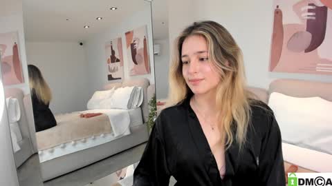 Snapshot of melanie__5 chatting on February 7, 2025, 4:06 am Melanie Baez online show from February 7, 2025, 4:06 am