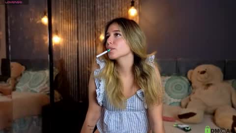 Melanie Baez online show from May 27, 2026, 2:47 pm