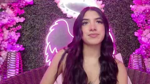 Snapshot of melanie_bianco chatting on September 24, 2025, 3:32 am Melanie online show from September 24, 2025, 3:32 am