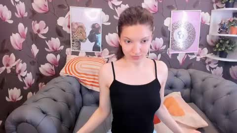 Melanie online show from May 13, 2026, 7:39 am