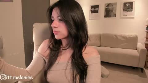 Snapshot of melanie_owo chatting on May 29, 2026, 2:09 am Melanie online show from May 29, 2026, 2:09 am
