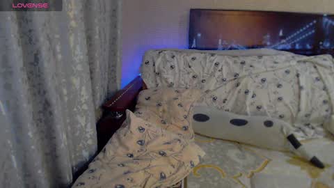 Melanie Milena online show from December 18, 2024, 4:42 am