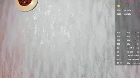 Snapshot of melanierioss_ chatting on June 5, 2026, 1:17 pm online show from June 5, 2026, 1:17 pm