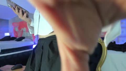 Snapshot of melanieroux chatting on October 12, 2025, 12:04 pm Melanie Roux online show from October 12, 2025, 12:04 pm