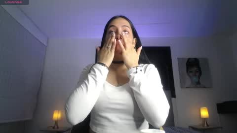 melanny_petite online show from May 7, 2026, 11:48 am