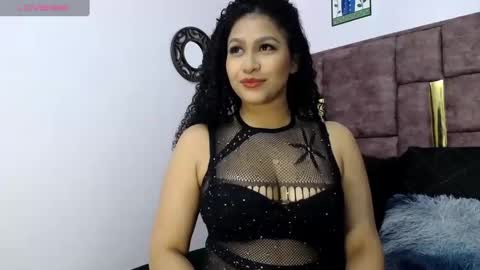 Snapshot of melany_garden chatting on September 20, 2025, 2:07 pm LAURA online show from September 20, 2025, 2:07 pm