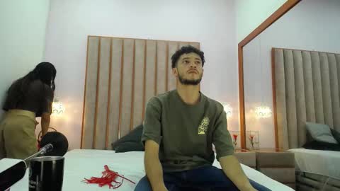 Snapshot of melanyandethan chatting on October 19, 2025, 11:05 pm melanyandethan online show from October 19, 2025, 11:05 pm