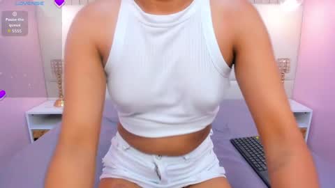 Melany online show from May 22, 2026, 6:13 pm