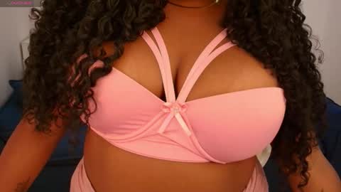 Snapshot of melinda_gray chatting on April 15, 2026, 7:58 pm Melinda online show from April 15, 2026, 7:58 pm