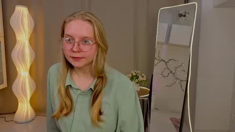 Alice - online show from March 31, 2026, 7:14 pm