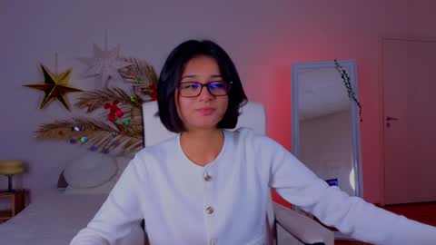 Snapshot of melisa_vong chatting on January 2, 2025, 1:19 pm Victoria online show from January 2, 2025, 1:19 pm