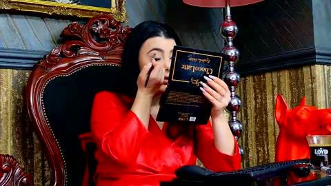 Snapshot of melissa_glow chatting on February 24, 2025, 8:38 am Melissa online show from February 24, 2025, 8:38 am