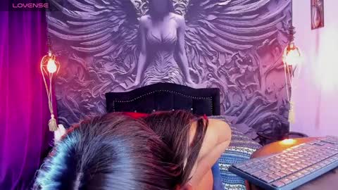 Mel online show from March 31, 2026, 5:52 am