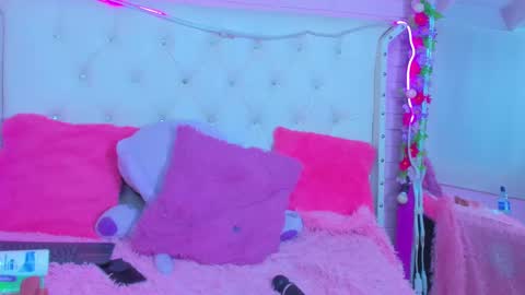 Meli online show from March 6, 2025, 9:53 pm