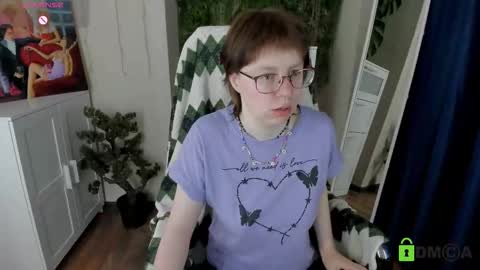 Snapshot of melissa_wells chatting on February 11, 2026, 3:17 pm Melissa online show from February 11, 2026, 3:17 pm