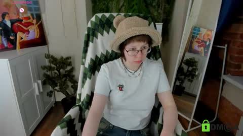 Snapshot of melissa_wells chatting on February 12, 2026, 11:33 pm Melissa online show from February 12, 2026, 11:33 pm