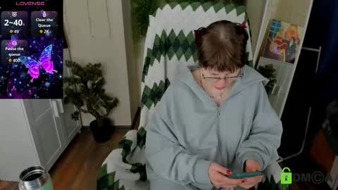 Snapshot of melissa_wells chatting on February 15, 2026, 4:09 am Melissa online show from February 15, 2026, 4:09 am