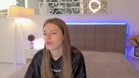 MelissaCrayzy online show from July 26, 2026, 5:04 am