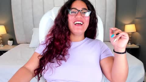 Snapshot of melissakarterrs chatting on December 17, 2024, 6:31 pm M E L I S S A online show from December 17, 2024, 6:31 pm