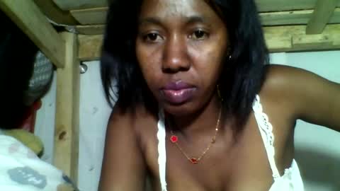 mella395695 online show from June 13, 2026, 12:47 pm