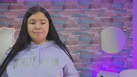 Mellani  online show from February 25, 2026, 3:16 am