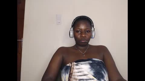 Snapshot of mellanin_pretty_ chatting on March 18, 2026, 7:22 am . online show from March 18, 2026, 7:22 am