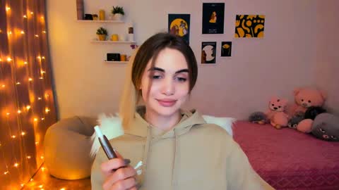 Tessa online show from February 7, 2025, 12:53 am