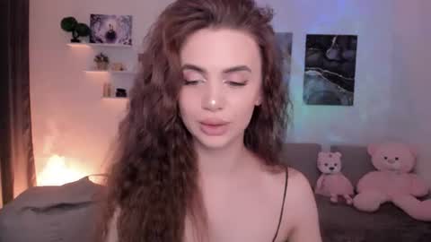 Tessa online show from July 2, 2026, 10:54 am