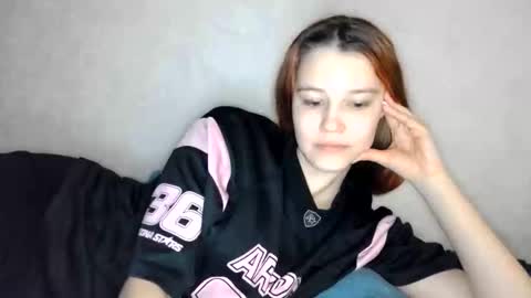 Snapshot of mellisamaxwell chatting on February 13, 2026, 3:52 pm Mellisa online show from February 13, 2026, 3:52 pm