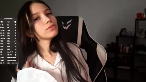 Snapshot of mellowpearl chatting on November 6, 2025, 7:15 pm EVA online show from November 6, 2025, 7:15 pm