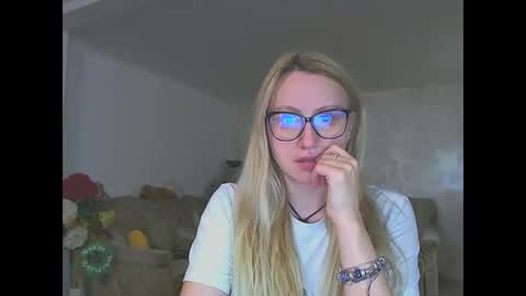 Melly online show from April 10, 2026, 7:35 am