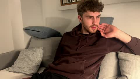 Melodicass online show from March 24, 2026, 1:43 am