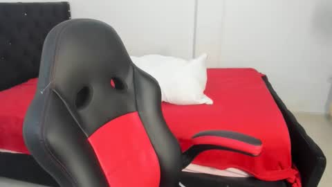 Melody online show from May 17, 2026, 5:09 pm