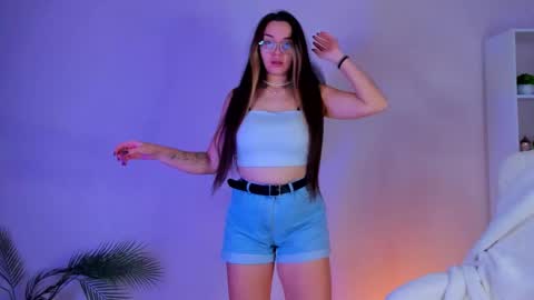 Snapshot of melody_sol chatting on November 25, 2025, 4:34 am melody_sol online show from November 25, 2025, 4:34 am