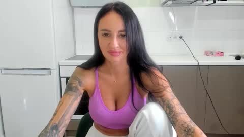 Snapshot of melodyhewit chatting on September 22, 2025, 6:26 am Masha online show from September 22, 2025, 6:26 am