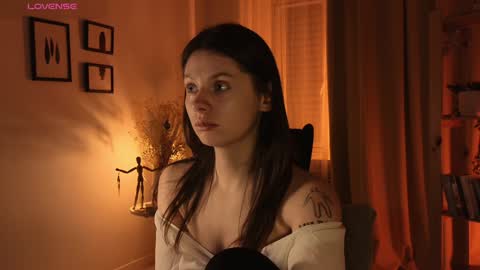 Snapshot of melodykey_x chatting on December 12, 2024, 5:48 pm melody online show from December 12, 2024, 5:48 pm