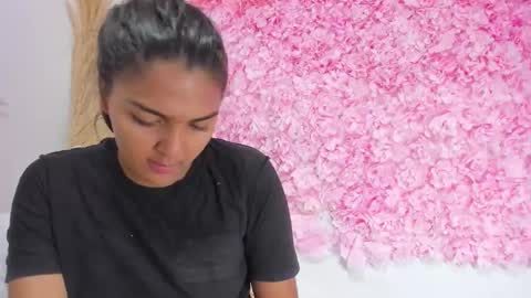 Melody online show from February 22, 2026, 9:24 pm