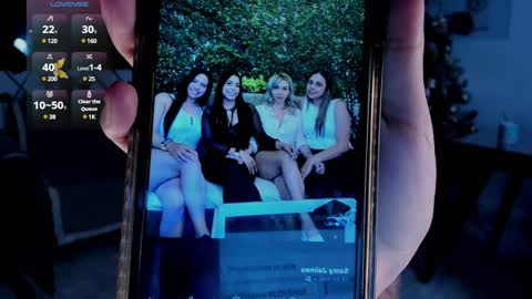 Snapshot of melodypetitex chatting on December 16, 2024, 11:18 pm sophia online show from December 16, 2024, 11:18 pm