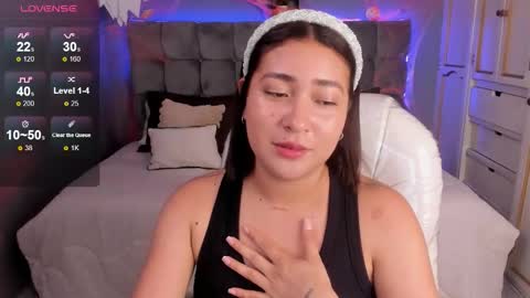 Snapshot of mely_ocean chatting on October 4, 2025, 6:28 pm MELY online show from October 4, 2025, 6:28 pm