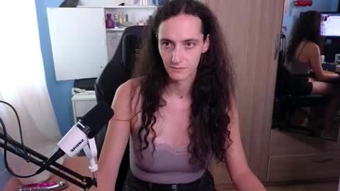 Snapshot of memisecrets chatting on September 22, 2025, 4:09 pm Megumi Aina online show from September 22, 2025, 4:09 pm