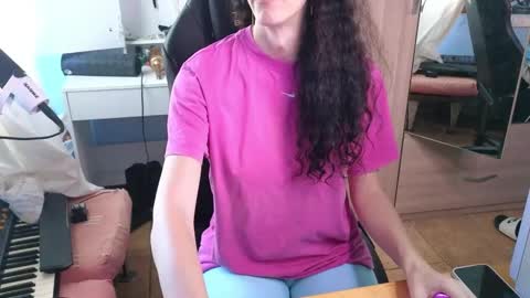 Megumi  Aina online show from June 6, 2026, 5:17 pm