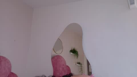  Memphis Williams  online show from October 29, 2025, 3:20 am